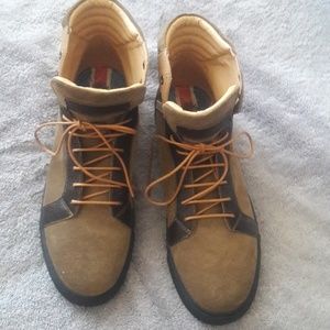 MEN'S  HIGH TOP SNEAKERS NBW